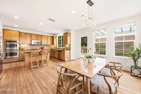 Dining - 2266 Swift Fox Ct, Simi Valley, CA 93065 photo 5 of 5
