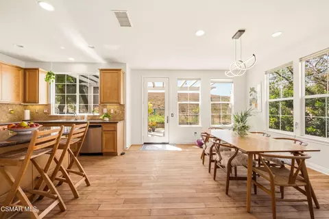 Dining - 2266 Swift Fox Ct, Simi Valley, CA 93065 photo 1 of 5