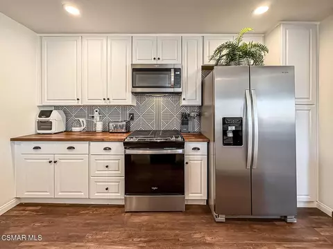 4606 Adam Rd, Simi Valley, CA 93063 photo 23