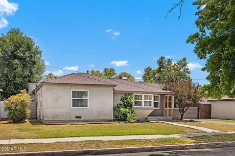18324 Erwin St, Tarzana, CA 91335 photo 31