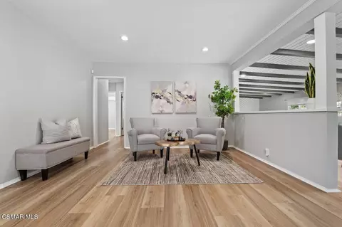 18324 Erwin St, Tarzana, CA 91335 photo 6