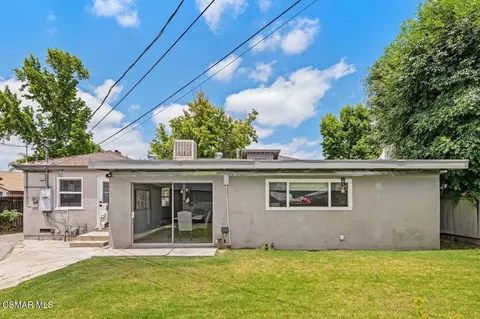 18324 Erwin St, Tarzana, CA 91335 photo 27