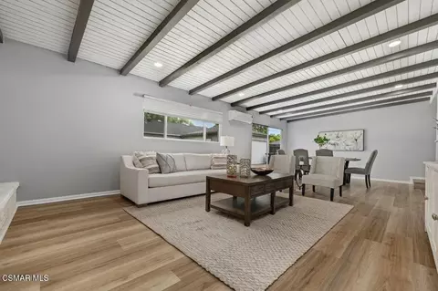 18324 Erwin St, Tarzana, CA 91335 photo 15
