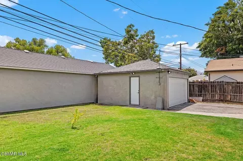 18324 Erwin St, Tarzana, CA 91335 photo 29