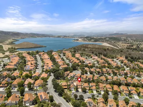 View/Area - 685 Brademas Ct, Simi Valley, CA 93065 photo 2 of 5