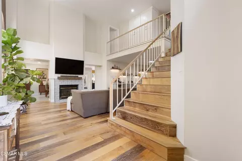 Entry Way - 685 Brademas Ct, Simi Valley, CA 93065 photo 1 of 2