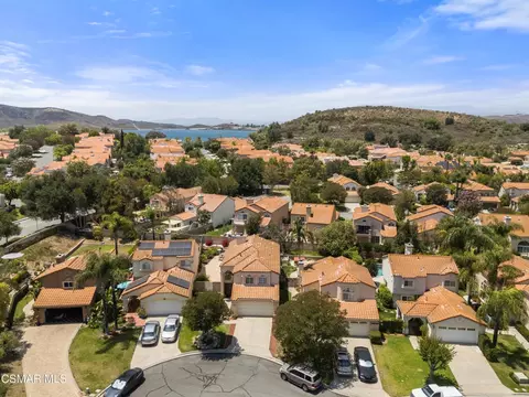 View/Area - 685 Brademas Ct, Simi Valley, CA 93065 photo 1 of 5