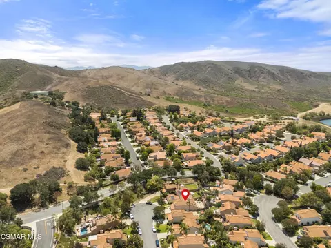 View/Area - 685 Brademas Ct, Simi Valley, CA 93065 photo 3 of 5