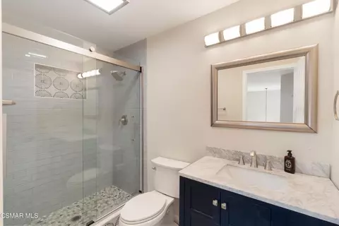 Bath - 685 Brademas Ct, Simi Valley, CA 93065 photo 2 of 3