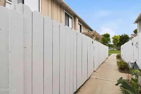 Exterior - 3444 Lockwood Ct #18, Simi Valley, CA 93063 photo 2 of 7