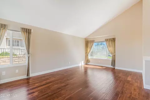 Living - 3188 N Geronimo Ave, Simi Valley, CA 93063 photo 4 of 10