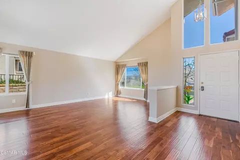 Living - 3188 N Geronimo Ave, Simi Valley, CA 93063 photo 3 of 10