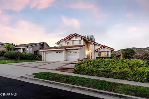 Exterior - 3188 N Geronimo Ave, Simi Valley, CA 93063 photo 4 of 9