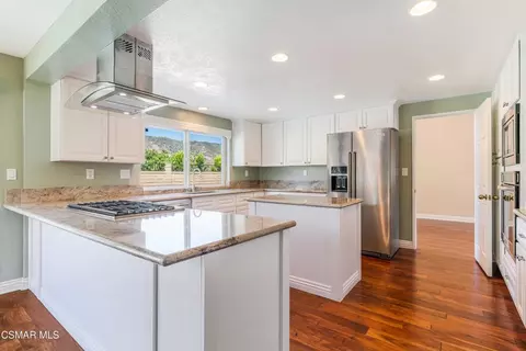 Kitchen - 3188 N Geronimo Ave, Simi Valley, CA 93063 photo 2 of 5