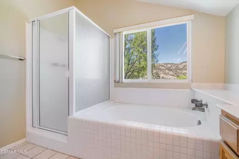 Bath - 3188 N Geronimo Ave, Simi Valley, CA 93063 photo 4 of 6