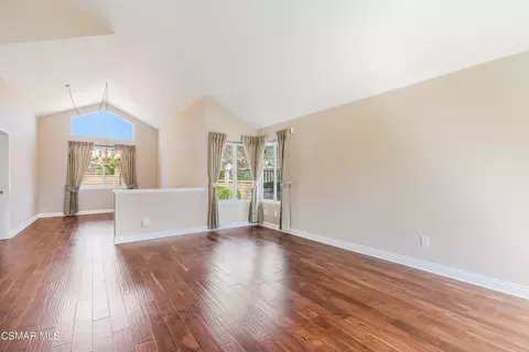 Living - 3188 N Geronimo Ave, Simi Valley, CA 93063 photo 5 of 10