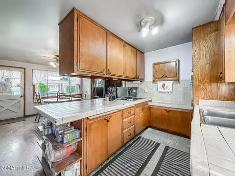 Kitchen - 7455 Donna Ave, Reseda, CA 91335 photo 4 of 4