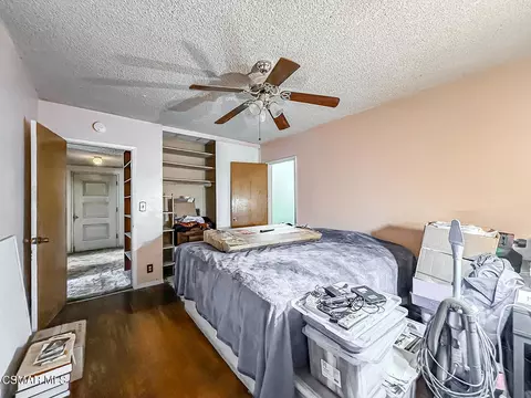 Bedroom - 7455 Donna Ave, Reseda, CA 91335 photo 2 of 9