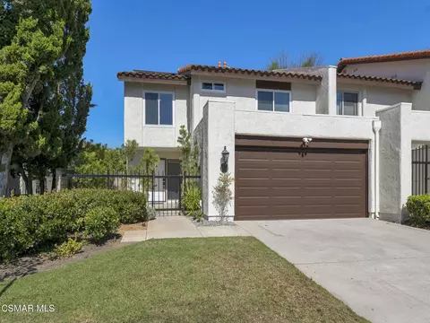 833 Shadow Lake Dr, Thousand Oaks, CA 91360