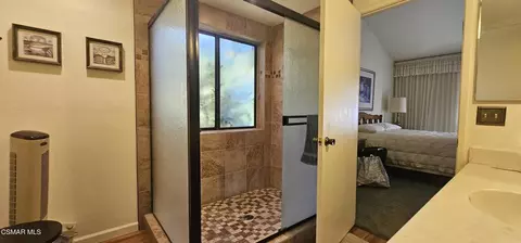Bath - 6316 Irena Ave, Camarillo, CA 93012 photo 3 of 3