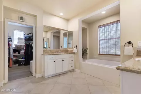 3657 Legends Dr, Simi Valley, CA 93065 photo 25
