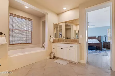 3657 Legends Dr, Simi Valley, CA 93065 photo 29