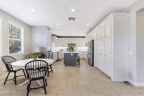 3657 Legends Dr, Simi Valley, CA 93065 photo 14