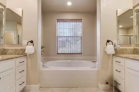 3657 Legends Dr, Simi Valley, CA 93065 photo 27