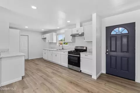 Entry Way - 1573 Arcane St, Simi Valley, CA 93065 photo 1 of 2