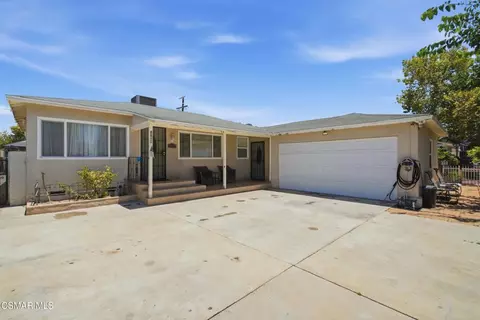 6642 Teesdale Ave, North Hollywood, CA 91606