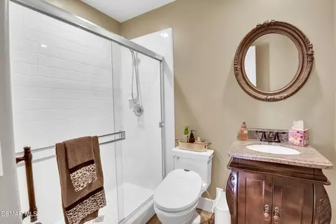 Bath - 645 Corte Estrella, Camarillo, CA 93010 photo 4 of 5