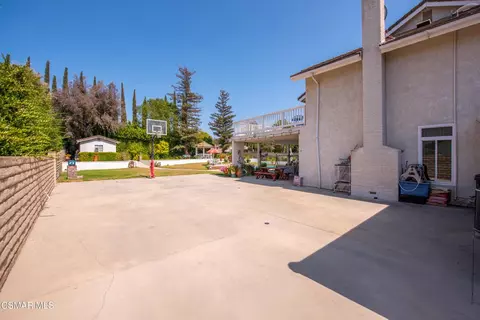 Exterior - 410 Sinaloa Rd, Simi Valley, CA 93065 photo 12 of 12