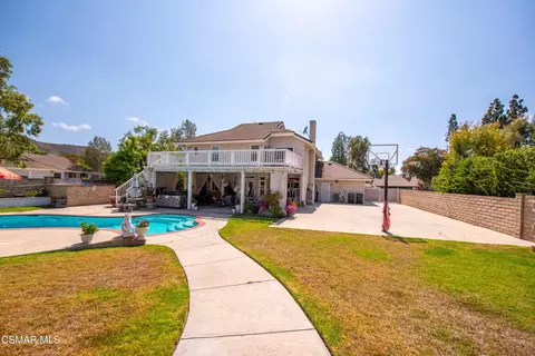Exterior - 410 Sinaloa Rd, Simi Valley, CA 93065 photo 10 of 12
