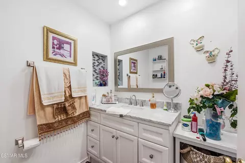 Bath - 410 Sinaloa Rd, Simi Valley, CA 93065 photo 4 of 5