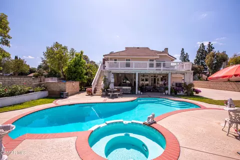 Exterior - 410 Sinaloa Rd, Simi Valley, CA 93065 photo 7 of 12