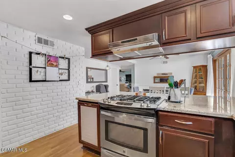 Kitchen - 1060 Colby Cir, Thousand Oaks, CA 91362 photo 5 of 6