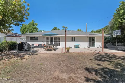 Exterior - 1060 Colby Cir, Thousand Oaks, CA 91362 photo 6 of 14
