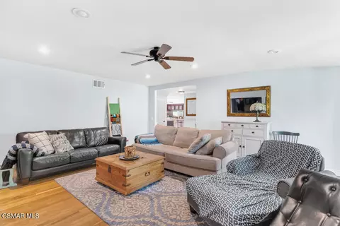 Living - 1060 Colby Cir, Thousand Oaks, CA 91362 photo 4 of 4