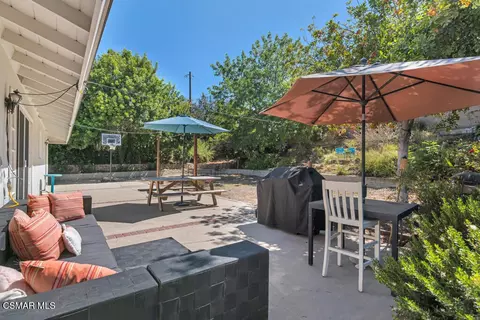 Exterior - 1060 Colby Cir, Thousand Oaks, CA 91362 photo 3 of 14