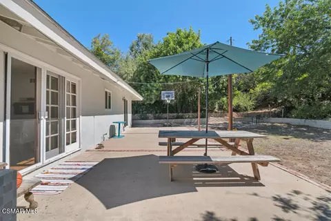 Exterior - 1060 Colby Cir, Thousand Oaks, CA 91362 photo 4 of 14