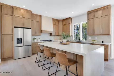 Kitchen - 6024 Mandeville Pl, Oak Park, CA 91377 photo 1 of 4