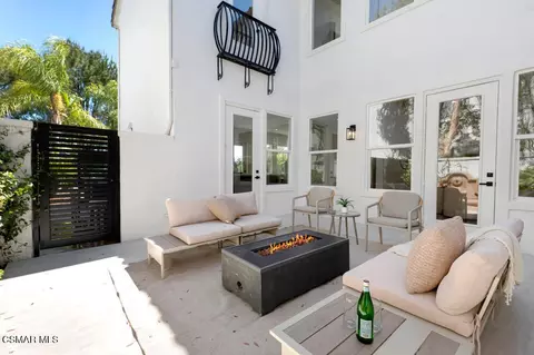 Exterior - 6024 Mandeville Pl, Oak Park, CA 91377 photo 6 of 15