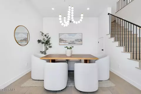 Dining - 6024 Mandeville Pl, Oak Park, CA 91377 photo 2 of 3