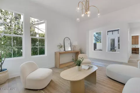 Living - 6024 Mandeville Pl, Oak Park, CA 91377 photo 3 of 6