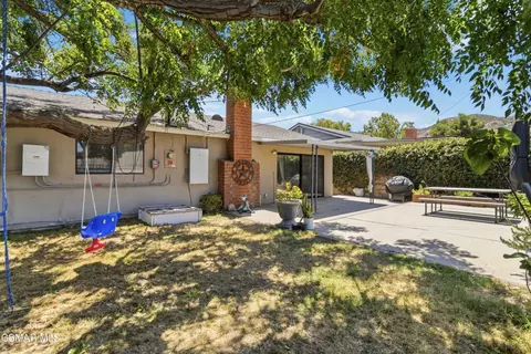 Exterior - 1517 Deanna Ave, Simi Valley, CA 93063 photo 3 of 5
