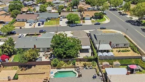 View/Area - 1517 Deanna Ave, Simi Valley, CA 93063 photo 4 of 11