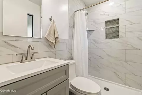 Bath - 1517 Deanna Ave, Simi Valley, CA 93063 photo 2 of 2