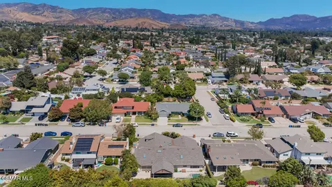 View/Area - 3125 Divernon Ave, Simi Valley, CA 93063 photo 3 of 4