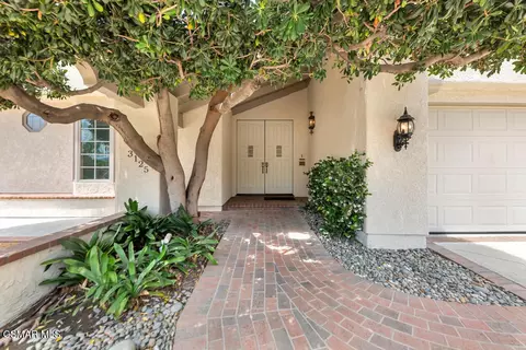 Exterior - 3125 Divernon Ave, Simi Valley, CA 93063 photo 2 of 8