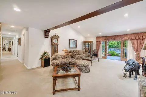 Living - 3125 Divernon Ave, Simi Valley, CA 93063 photo 2 of 7